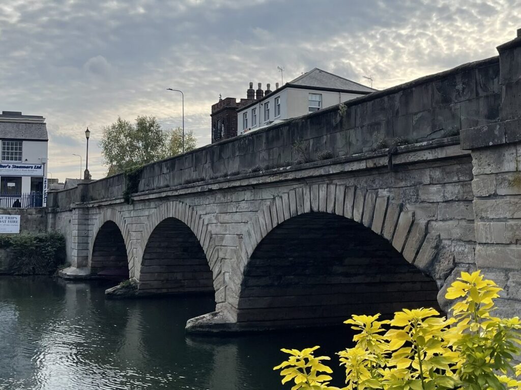 Oxford to Swinford Bridge